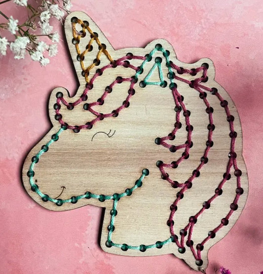 Kit de Broderie sur bois – Licorne