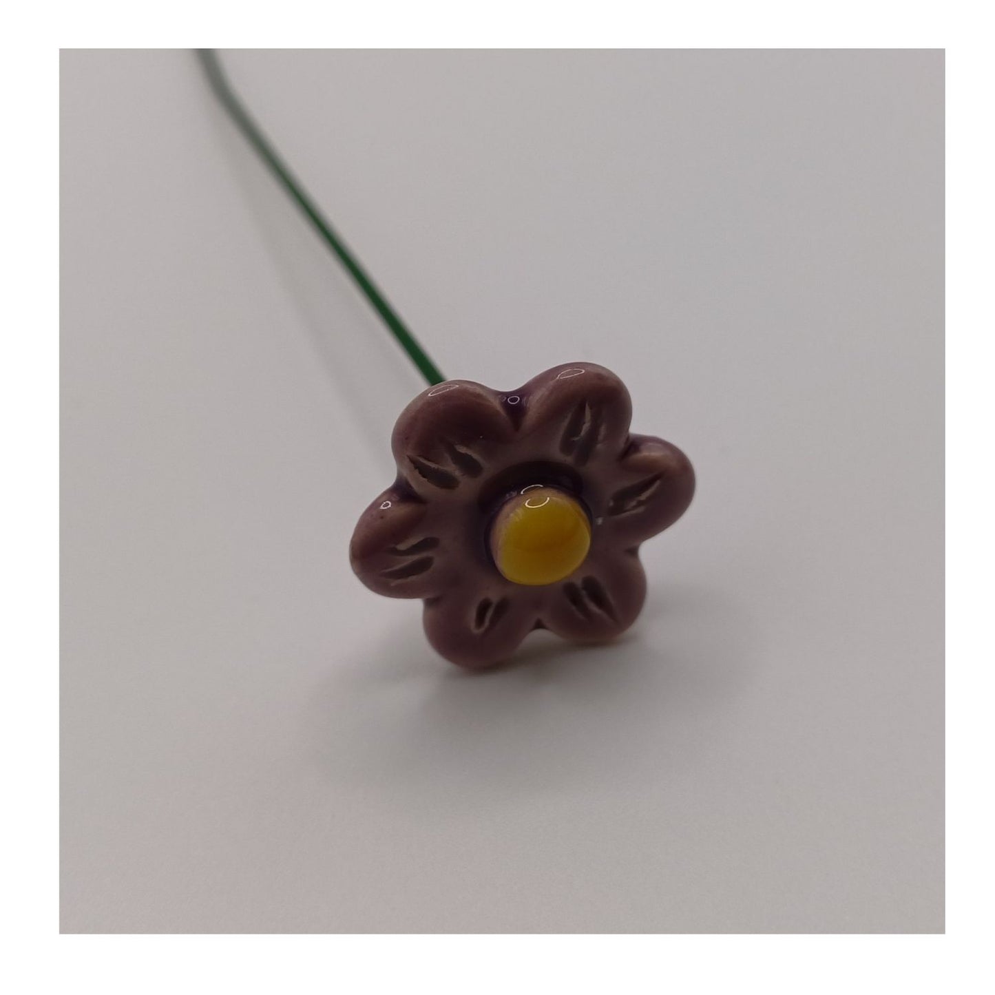 Fleur en céramique -fleur de fraisier