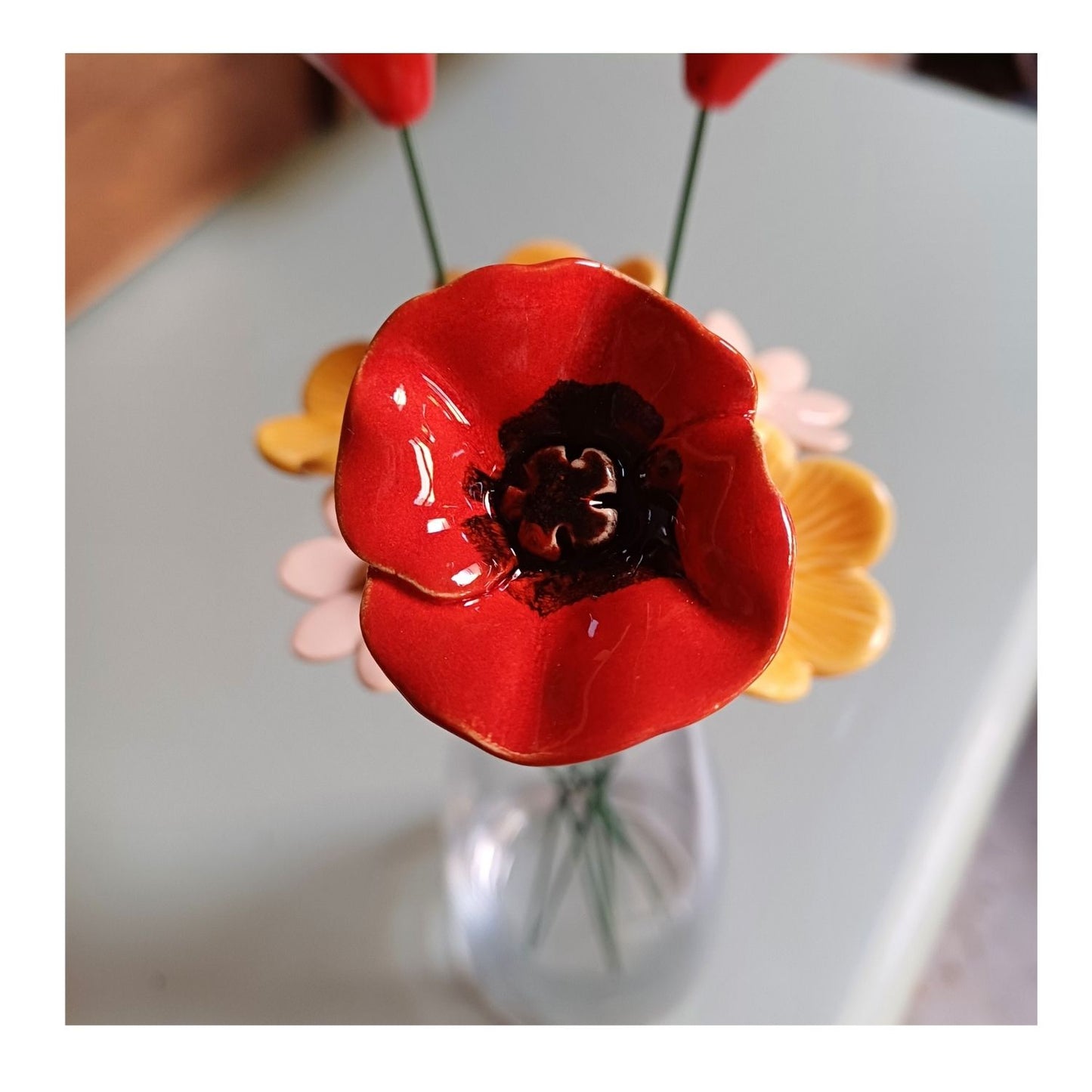 Fleur en céramique - petit coquelicot