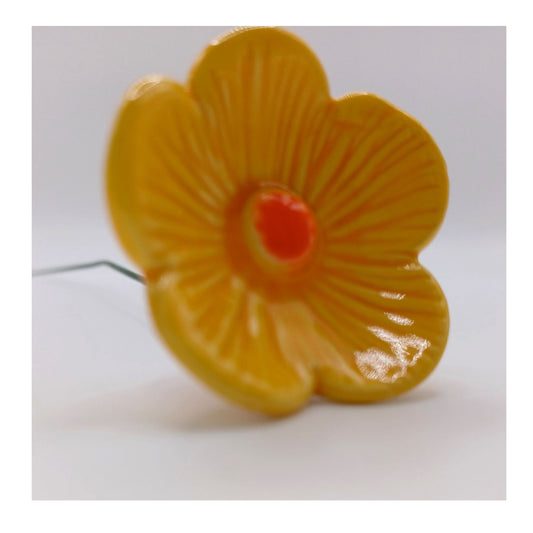 Fleur en céramique - fleur de prunier