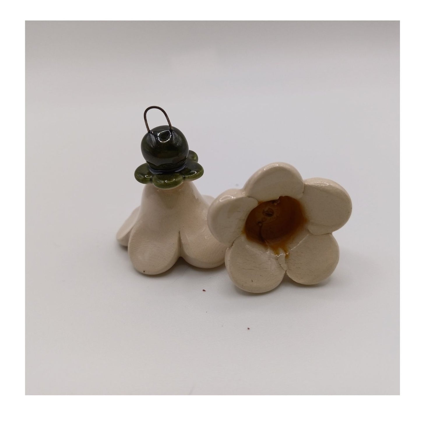 Fleur en céramique - grande campanule