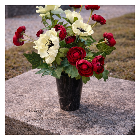 Montage unique – Fleurs rouges et ivoire en pot lesté