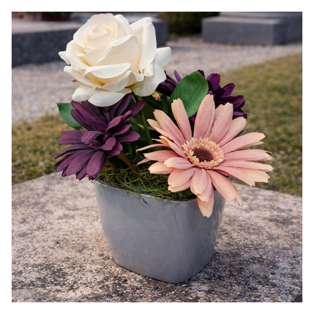 Montage unique – Fleurs pourpres et vieux rose en pot lesté