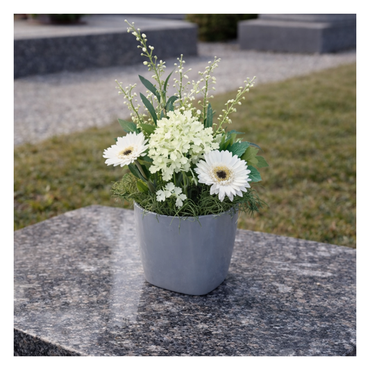 Composition florale artisanale - blanc et vert